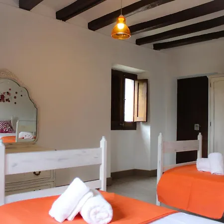Can Famada Lodge Bas
